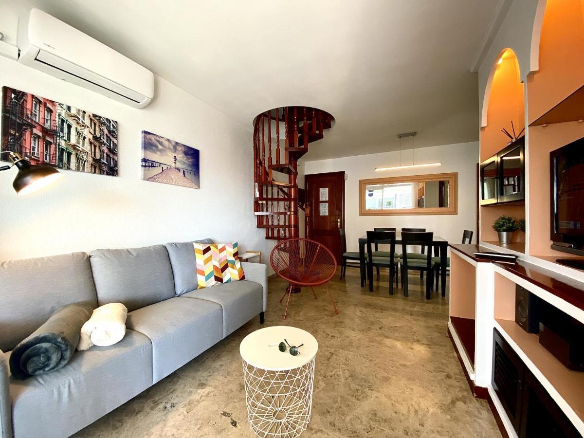 Duplex Oasis Sitges Exterior foto